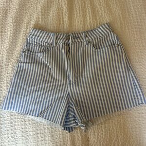 H&M Divided Women’s Shorts Blue and white striped